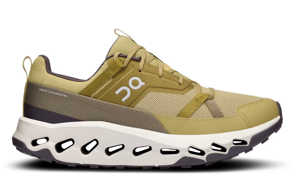 On Cloudhorizon Safari/Ice